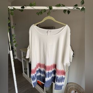 NWT CATO Soft Brush Tie-Dye Cutout Sleeve Top White Red Blue USA Patriotic Shirt
